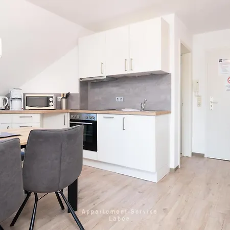 Kapitaenshaus W13 Апартаменты *